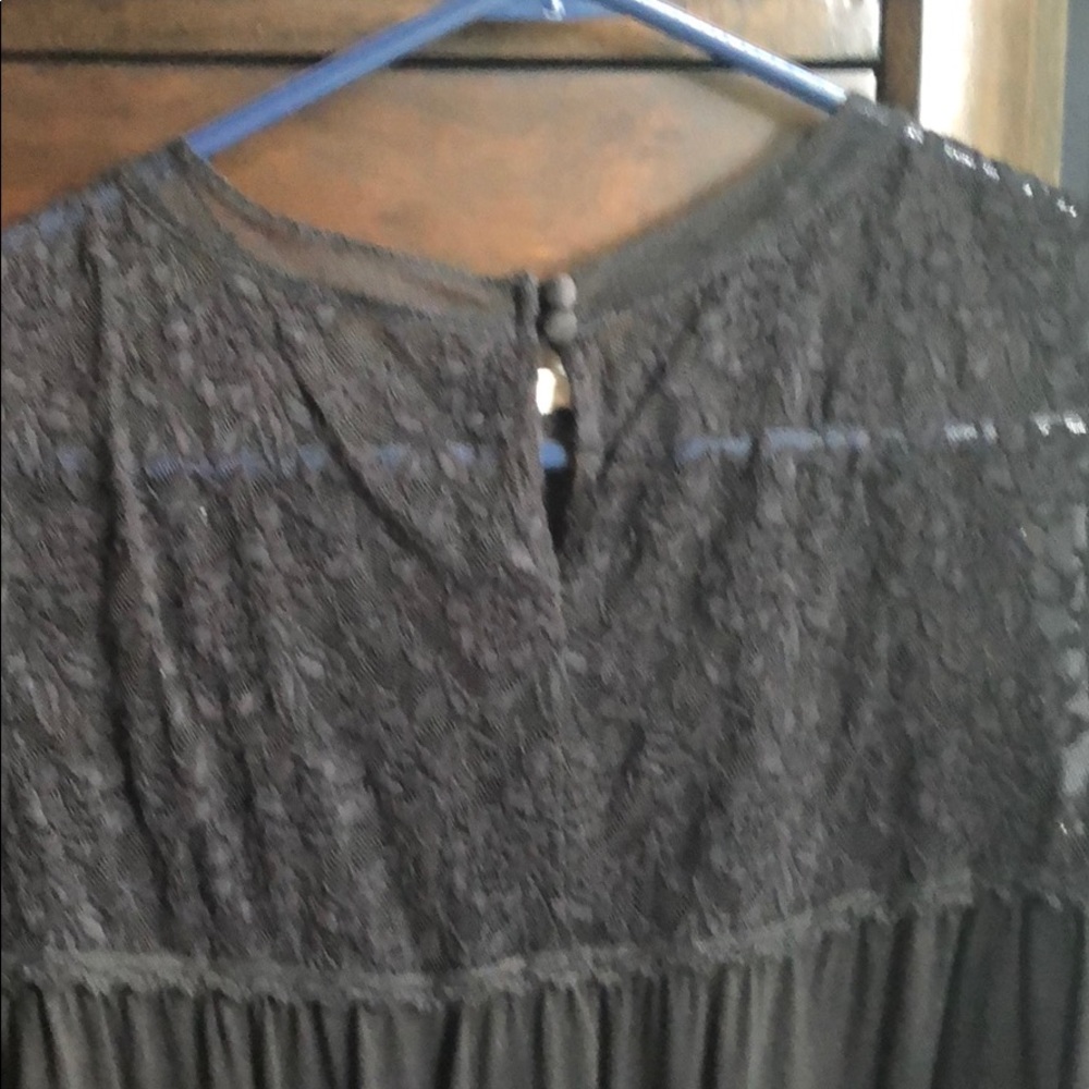 Express black top - Picture 3 of 4